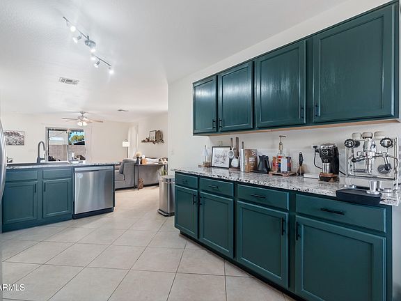 4th image of 43726 W SAGEBRUSH Trail