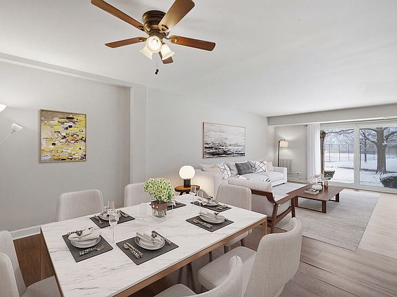 4th image of 1103 S Hunt Club Dr APT 129