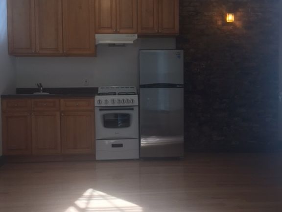 2nd image of 111 Macdougal St APT 10