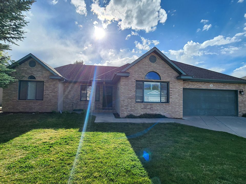 1st image of 3808 Lone Tree Ln