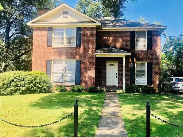 1414 Caplewood Dr, Tuscaloosa, AL 35401