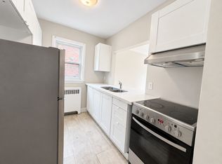 85 East Ave S Unit 4, Hamilton, ON L8N 2T5