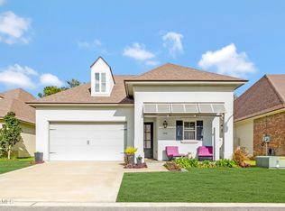 206 Harbor Walk Dr, Lafayette, LA 70508