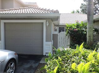 331 Emerald Bay Cir UNIT V7, Naples, FL 34110