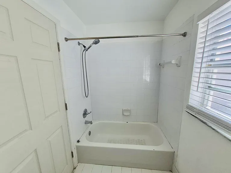 7093 Middlebury Dr #7093 — Photo 22