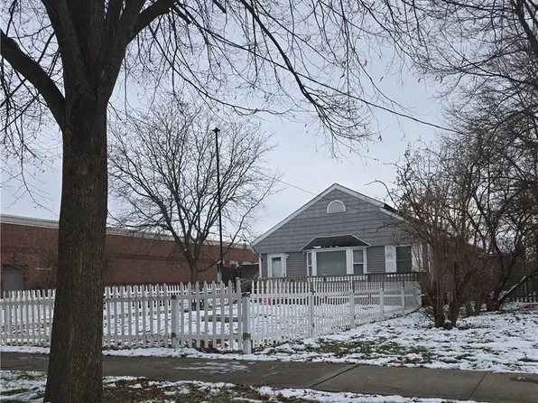 113 Elm St, Wellington, OH 44090