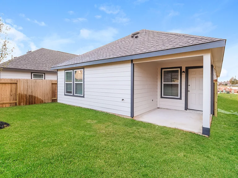 2409 Copper Canyon Dr — Photo 5