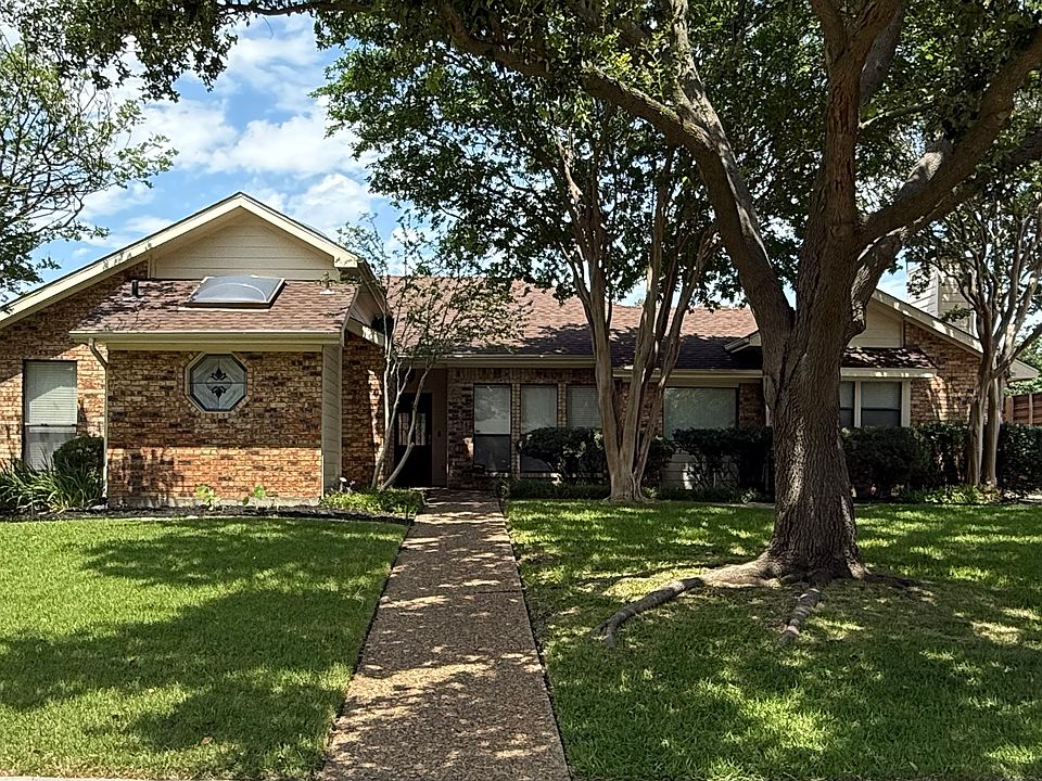 1st image of 3733 Interlaken Dr