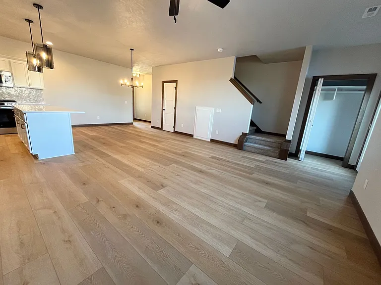 2420 E Caolinn Pl — Photo 6