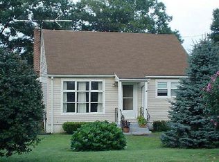 12 Cornell Rd, Danbury, CT 06810