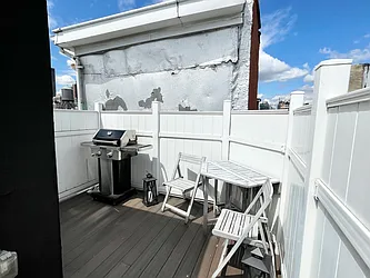 Rented by Living New York