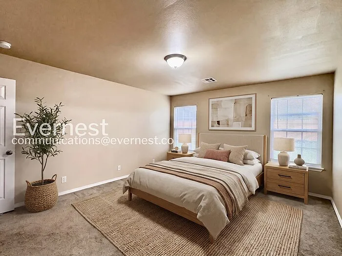 3 bed, 2.0 bath, 1483 sqft, $1,650 — Photo 3