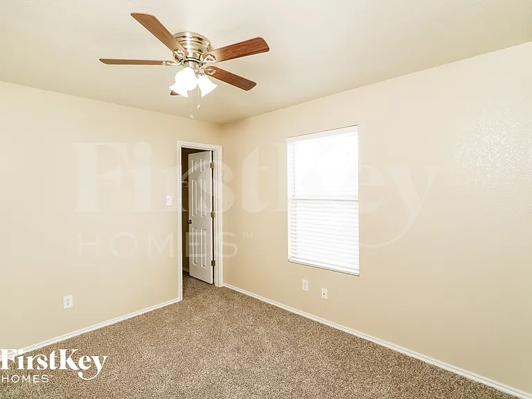 3947 Key West Way — Photo 12