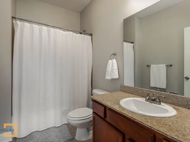 3218 Veterans Memorial Pkwy #3X3 — Photo 6
