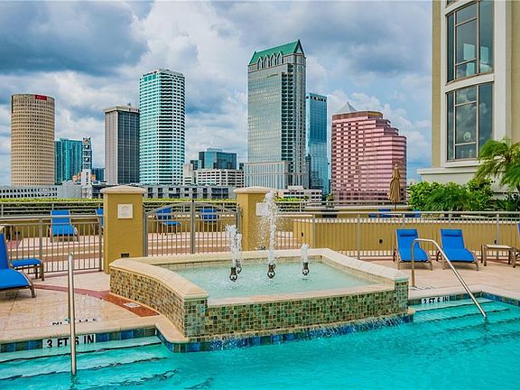 3rd image of 275 Bayshore Blvd Unit 604