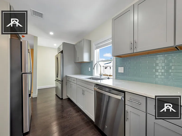 45 Wright Ave #2 — Photo 21