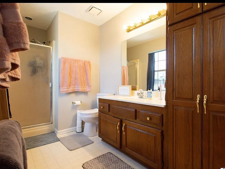 144 Sugar Dr — Photo 5