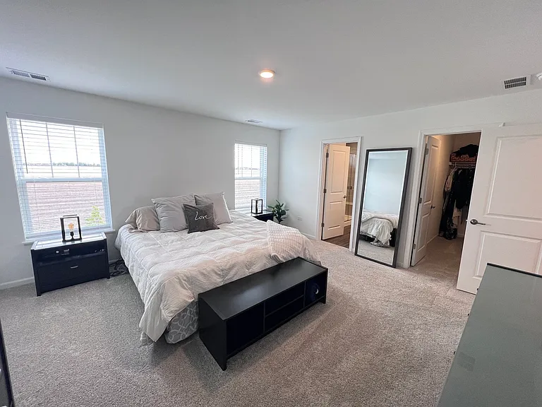 25701 W Yorkshire Dr — Photo 12