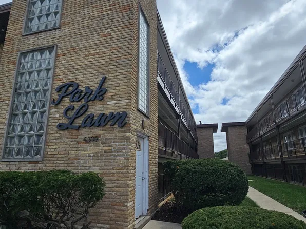 4315 W 95th St APT 11, Oak Lawn, IL 60453