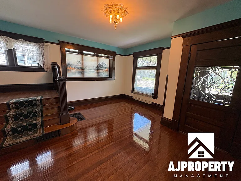 119 N Summit Ave — Photo 6