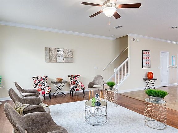 3rd image of 7443 Ella Ln
