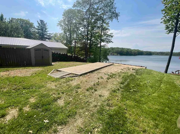 4459 S Canal Dr, Harrison, MI 48625
