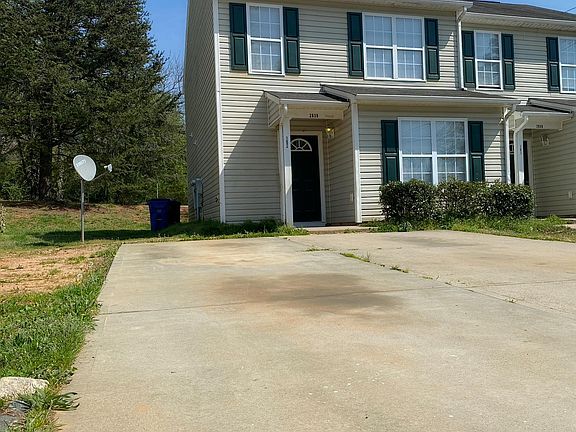 Double-wide driveway (easily fit 5 cars)