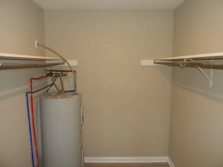 430 Harrodswood Rd #30 — Photo 44