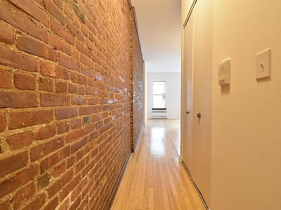 3rd image of 306 W 80th St #3E