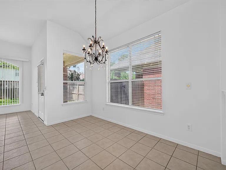 9534 Hanging Moss Trl — Photo 11