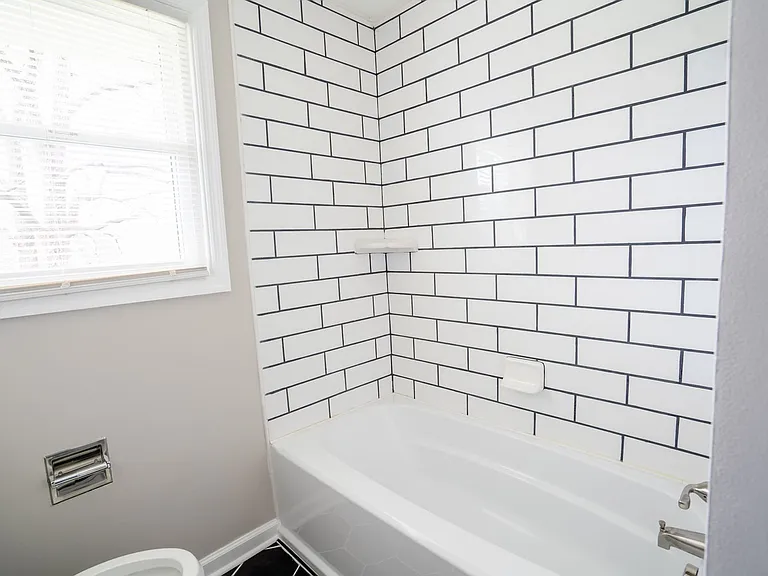 3914 Creekside Dr — Photo 15