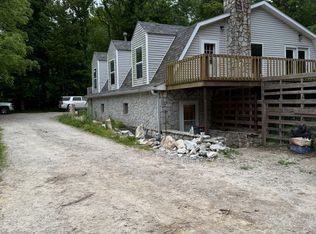 11673 S State Road 42, Cloverdale, IN 46120