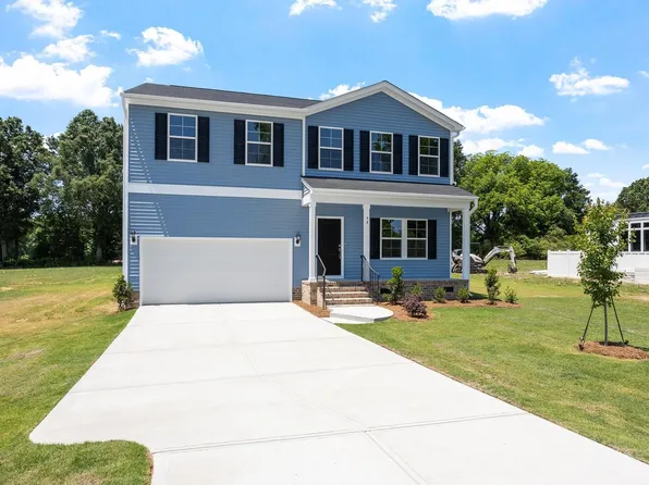 94 Harriette Ct, Lillington, NC 27546