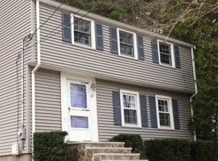 17 Corcoran Rd, Burlington, MA 01803