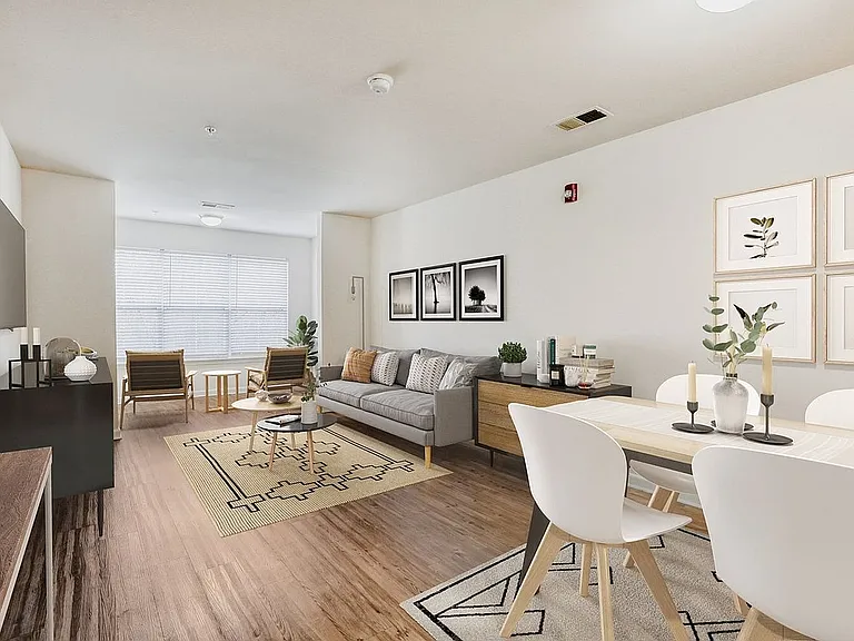 Rise Crown View — Photo 10