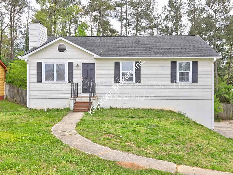 1277 Iron Gate Blvd — Photo 1