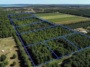 W Beeman Rd, Empire, MI 49630