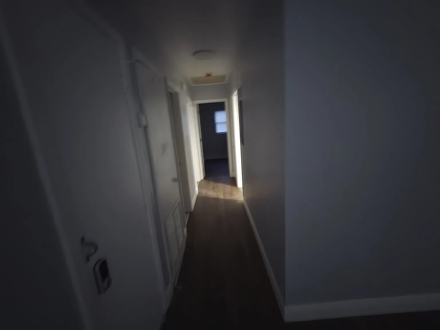 7 bed, 2000 sqft, $3,000 — Photo 1