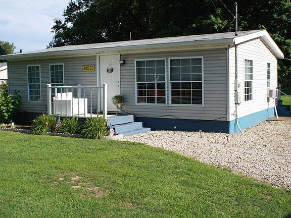 3rd image of 26532 Lakeview Dr