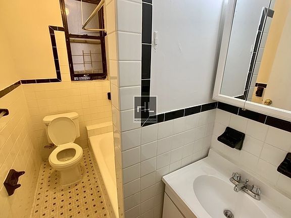 3rd image of 470 Ocean Ave #1K