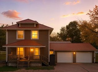 1627 S Iowa Ave, Washington, IA 52353