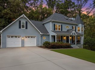 1421 Eryn Cir, Suwanee, GA 30024