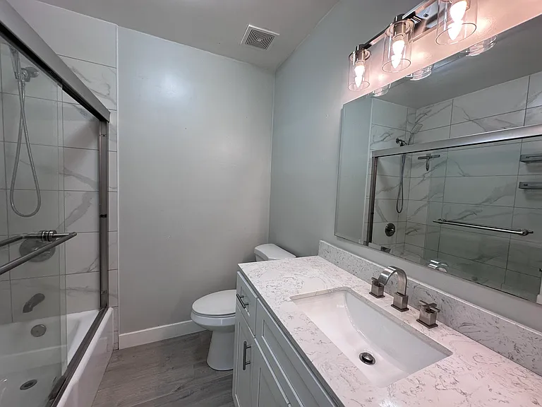2014 Carnegie Ln #1 — Photo 17