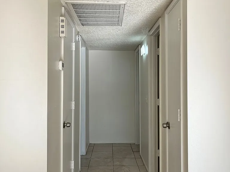 Catalina View Apartments — Photo 80