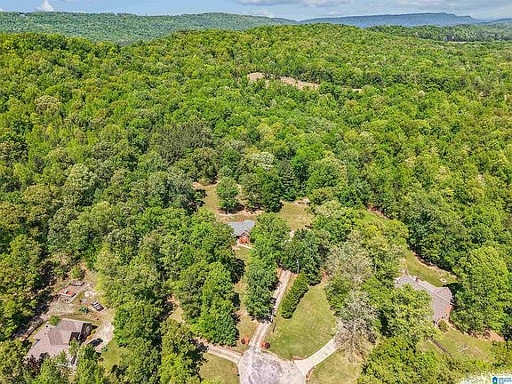 3rd image of 706 Oak Valley Rd