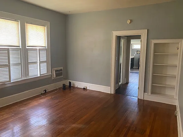 725 McGilvary St #4 — Photo 6