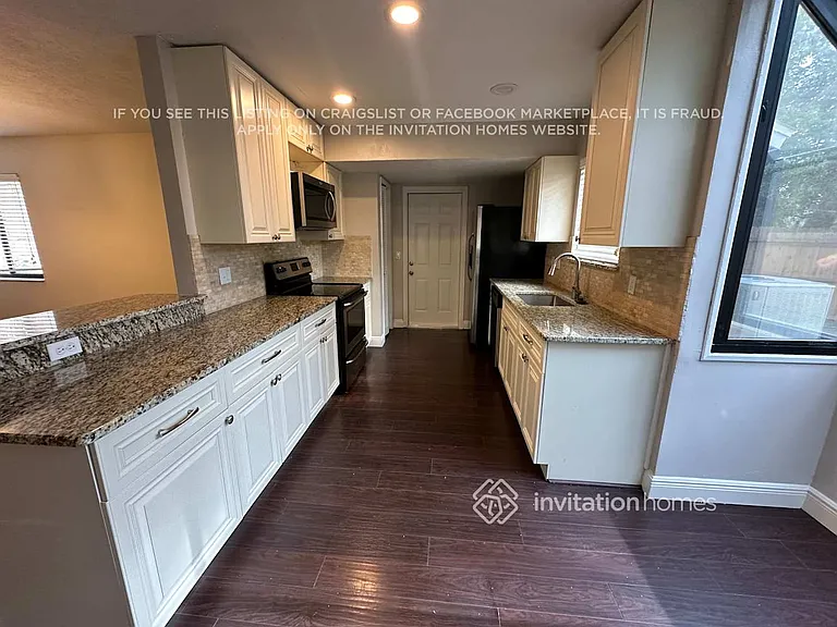 3908 Woodglade Cv — Photo 3
