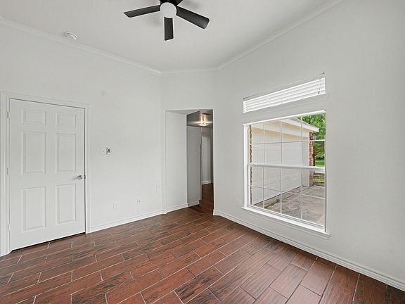 5th image of 4532 Corner Brook Ln