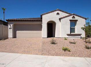 828 E Amberwood Dr, Phoenix, AZ 85048