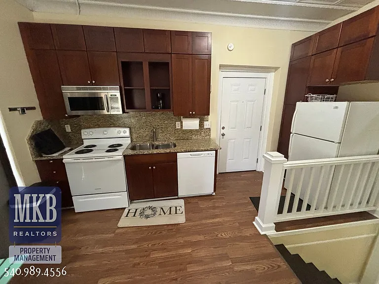 17 S College Ave — Photo 6